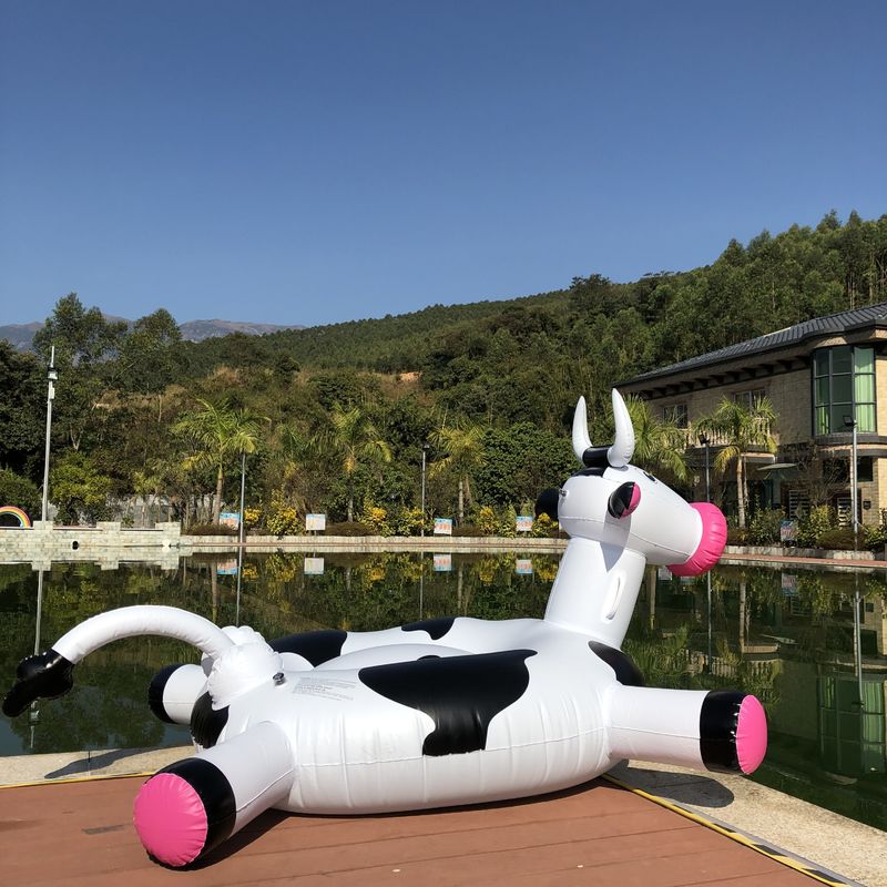 190×190×130cm 膨らませられるプール フローター 動物形 プール フローター 椅子の島